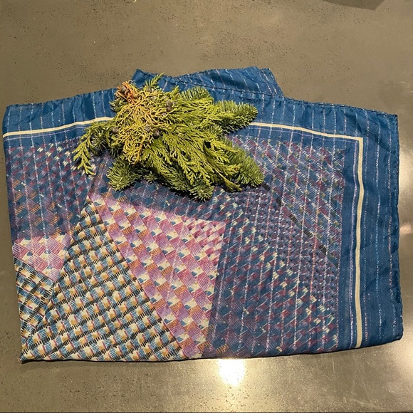 EUC Metallic Vintage ‘60s ‘70s Style Sheer Scarf - Picture 4 of 8